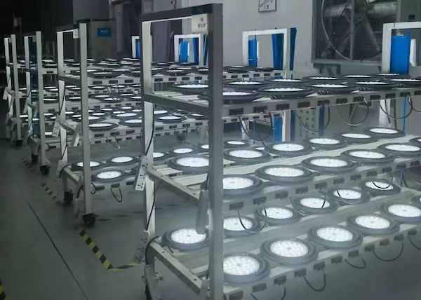 LED Hallenleuchten Produktion -LED Hallenleuchten Hersteller